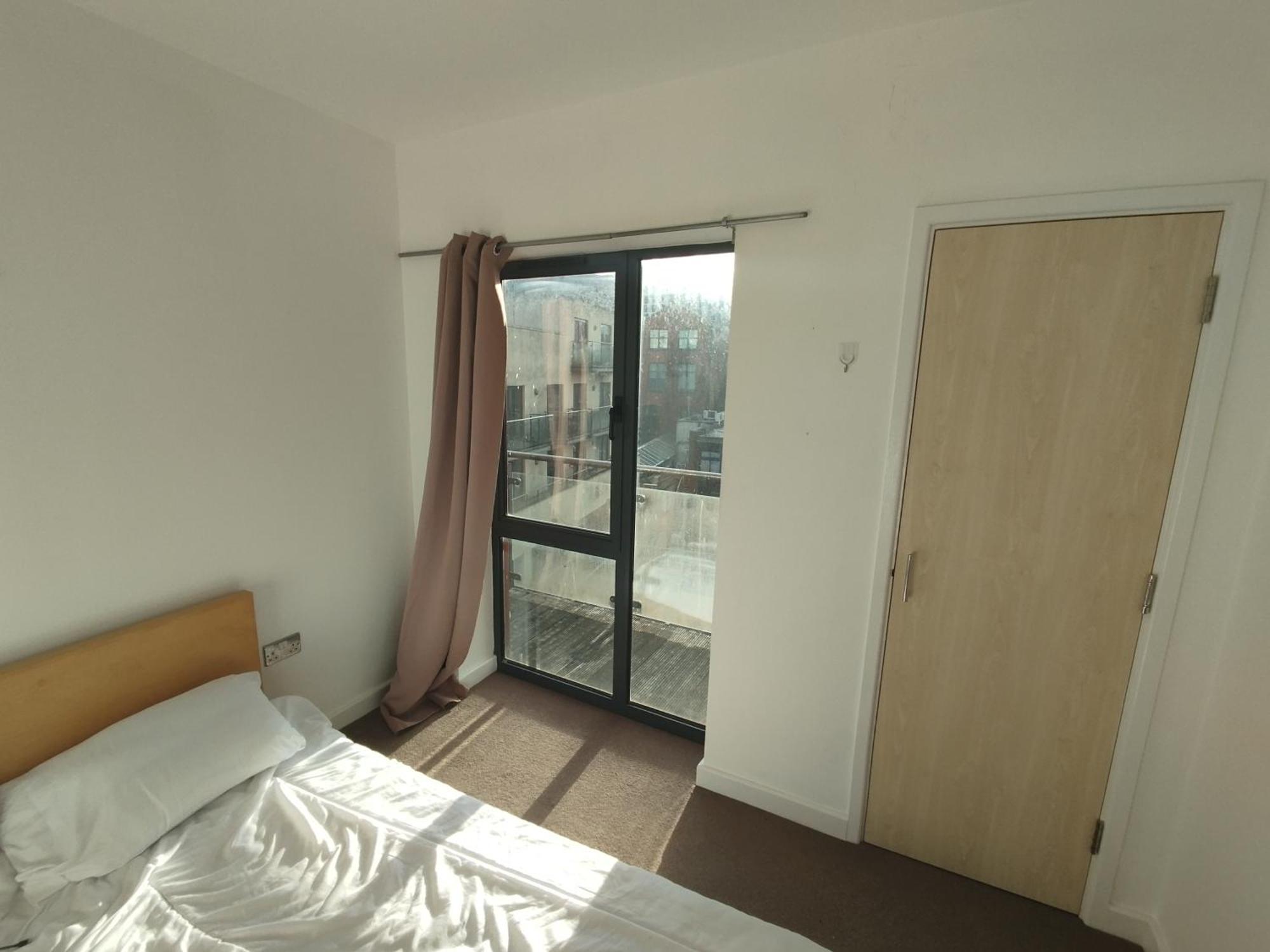 Room In Cardiff City Center - Swiftstay Exterior foto